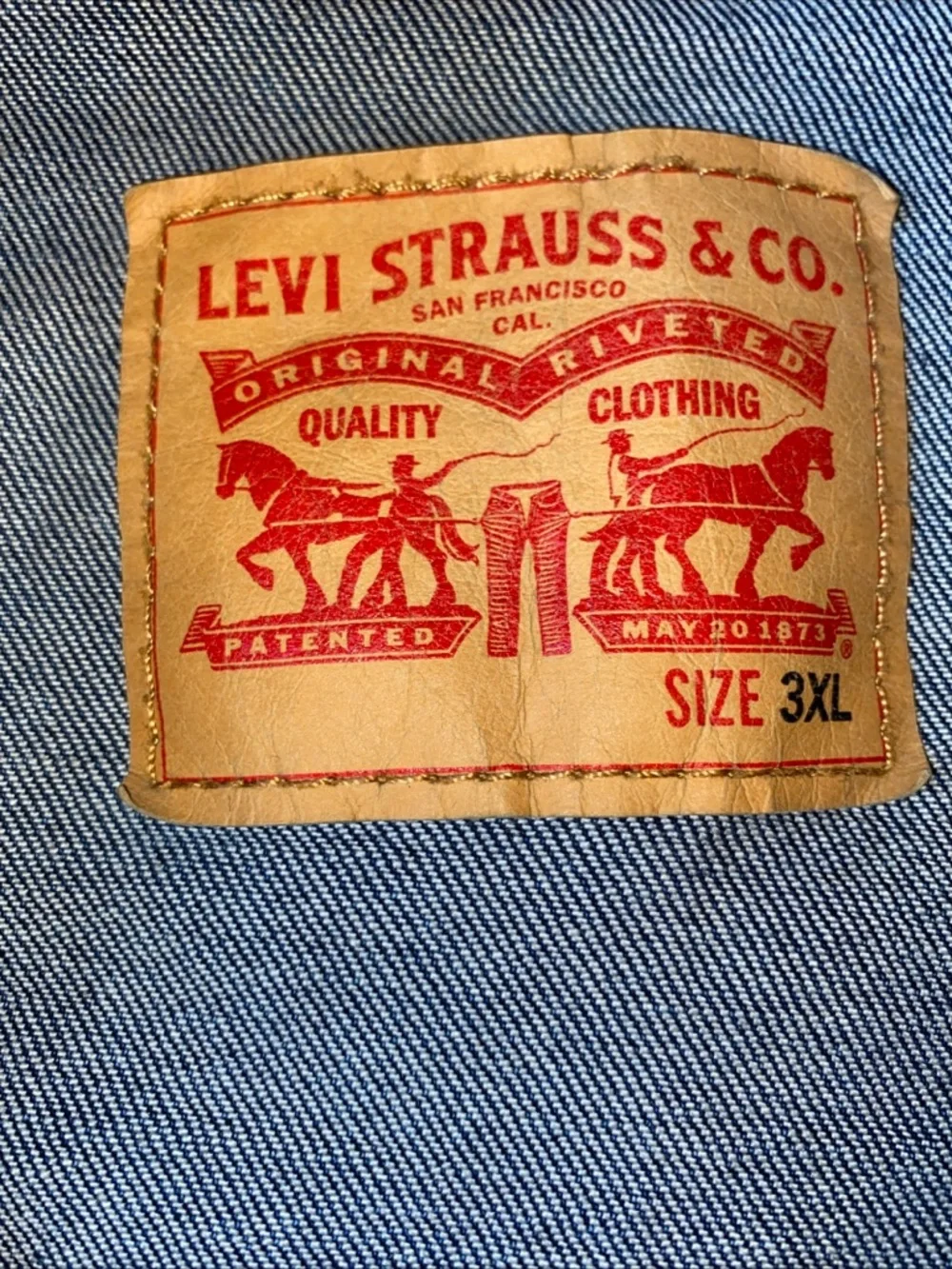 Levi’s Denim Trucker Jacket Mens Size 3XL Jean Classic Red Tab Dark Wash Utility